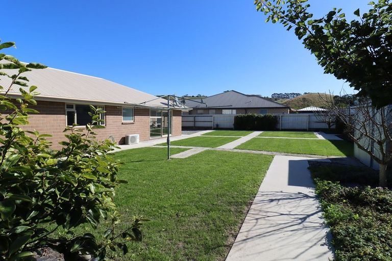 Photo of property in 16 Mcmullan Place, Oamaru North, Oamaru, 9400