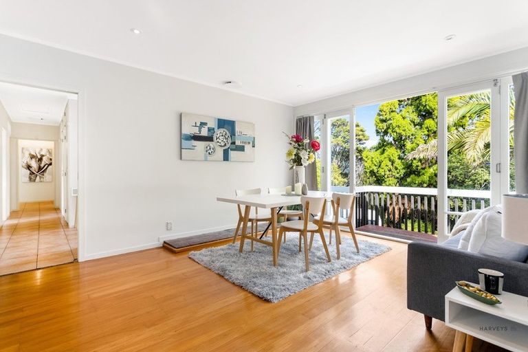 Photo of property in 342 Titirangi Road, Titirangi, Auckland, 0604