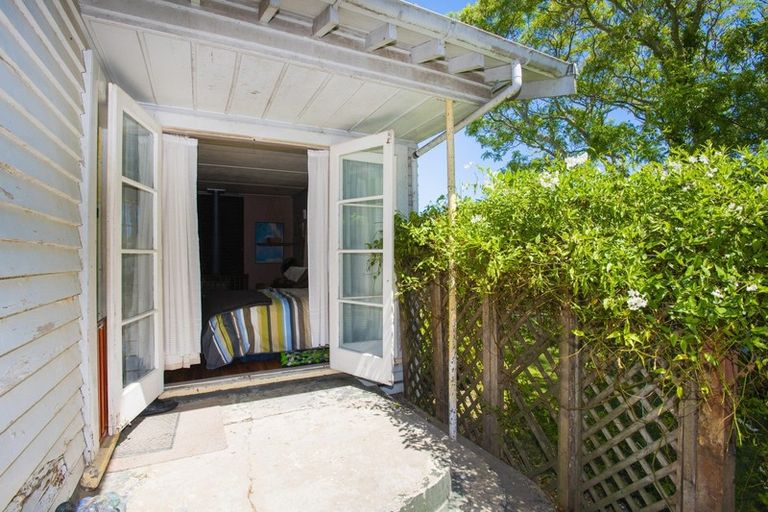 Photo of property in 14 Kara Street, Outer Kaiti, Gisborne, 4010