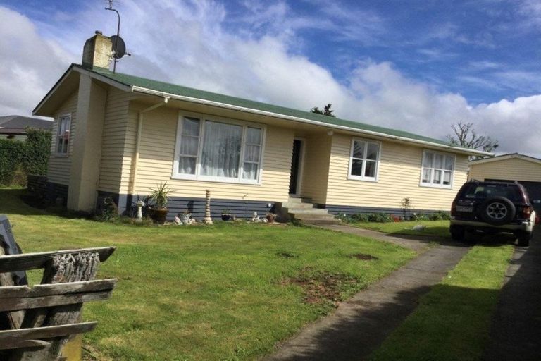 Photo of property in 66a Cloten Road, Stratford, 4332