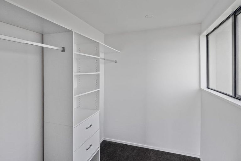 Photo of property in 184 Major Hornbrook Road, Mount Pleasant, Christchurch, 8081