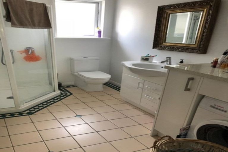 Photo of property in Brentwood Manor, 5 Brentwood Street, Trentham, Upper Hutt, 5018