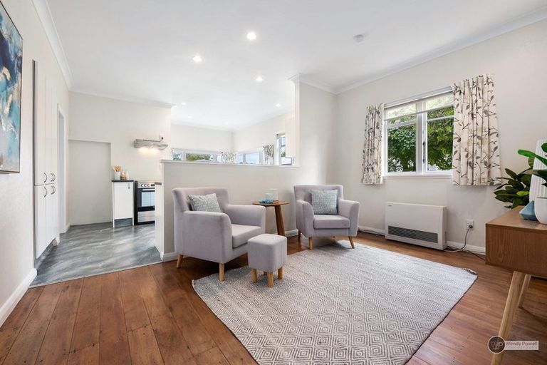 Photo of property in 20 Waikare Avenue, Waiwhetu, Lower Hutt, 5010