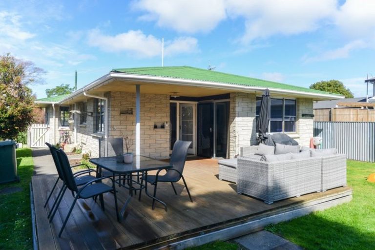 Photo of property in 7 Kuku Street, Te Awanga, 4102