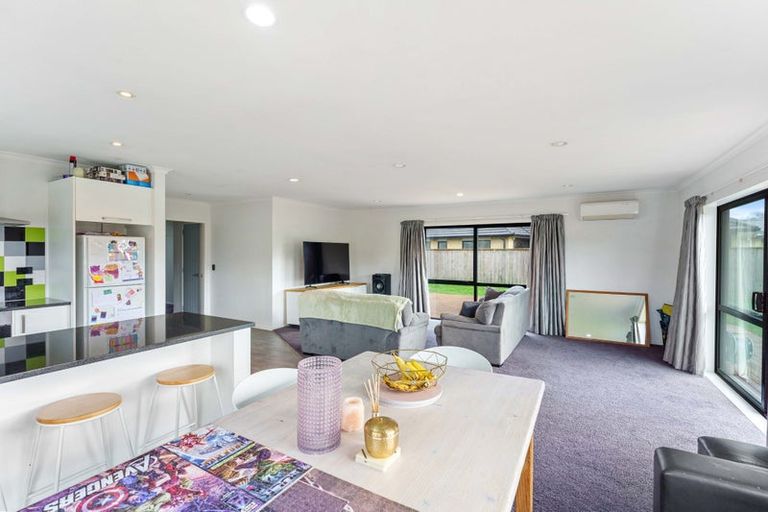 Photo of property in 10 Moy Place, Otaki, 5512