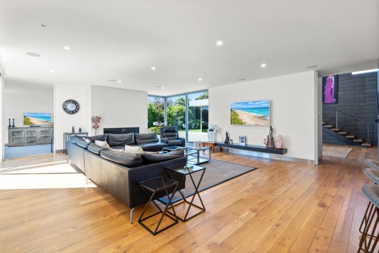 Photo of property in 32 Talboys Drive, Winton, 9720