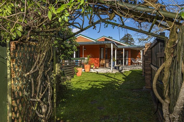 Photo of property in 21a Lovatt Crescent, Kensington, Whangarei, 0112