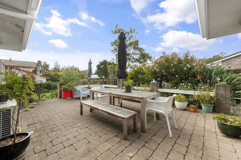 Photo of property in 77a Esmeralda Street, Welcome Bay, Tauranga, 3112