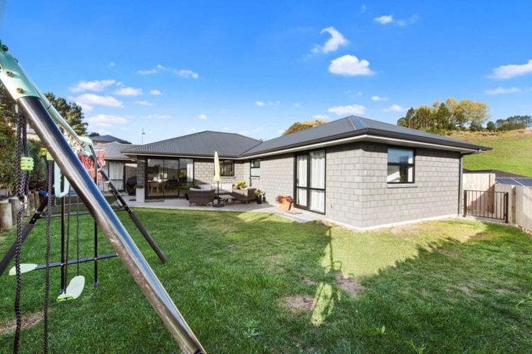 Photo of property in 205 Ballintoy Park Drive, Welcome Bay, Tauranga, 3175