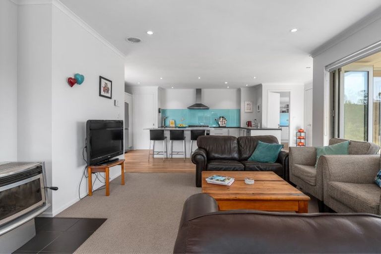 Photo of property in 15 Pinasta Place, Oropi, Tauranga, 3173