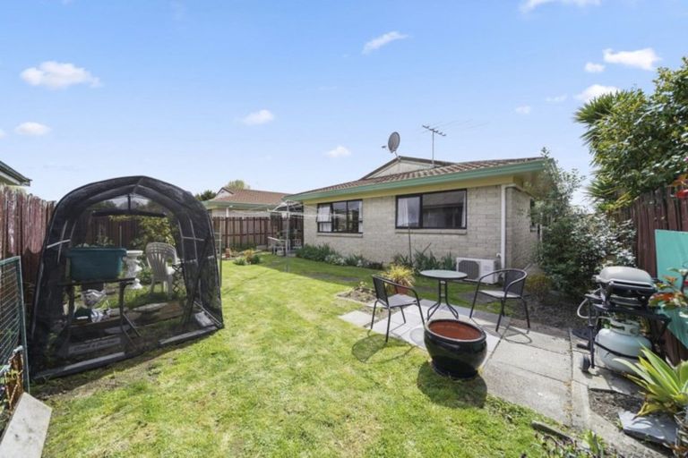 Photo of property in 2/7 King Edward Avenue, Papakura, 2110