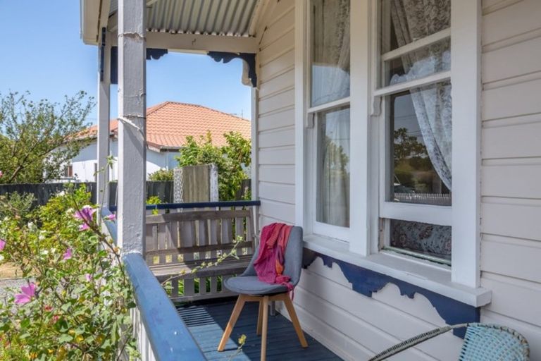 Photo of property in 106 Fox Street, Featherston, 5710