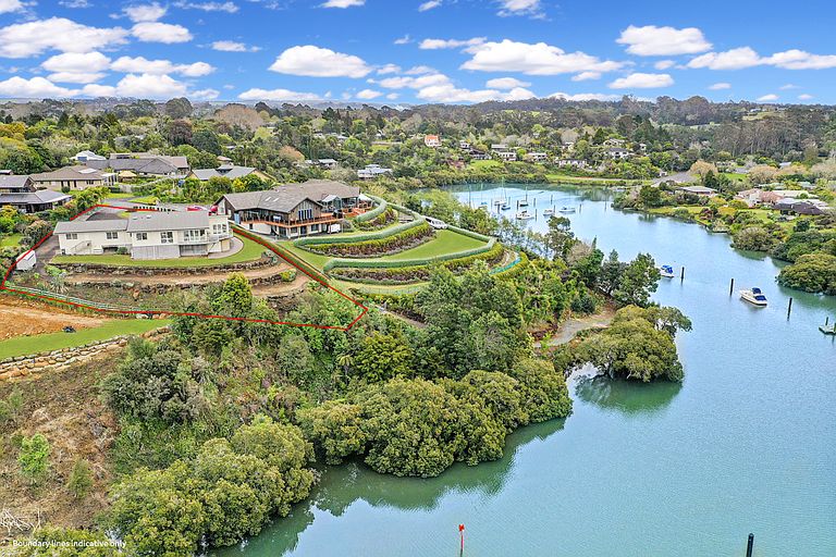 Photo of property in 54 Riverview Road, Kerikeri, 0230