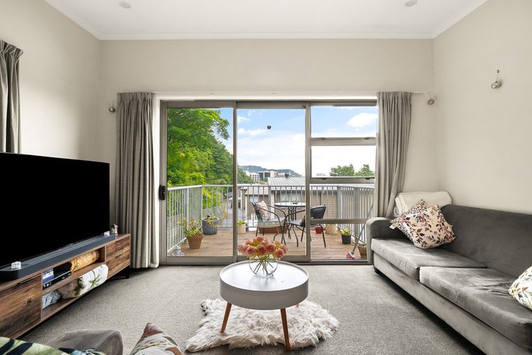 Photo of property in 66b Maclaggan Street, Dunedin Central, Dunedin, 9016