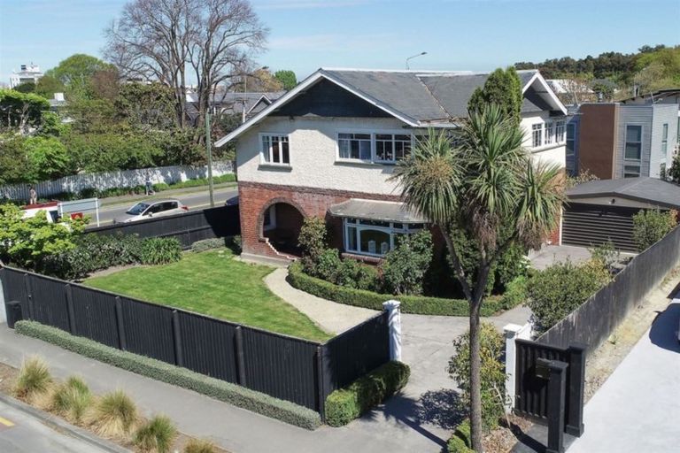 Photo of property in 23 Straven Road, Riccarton, Christchurch, 8011