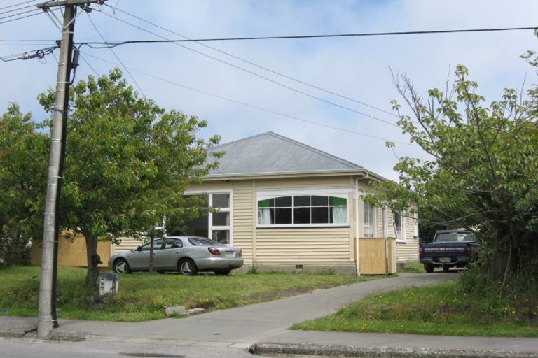 Photo of property in 16 Cumnor Terrace, Woolston, Christchurch, 8023