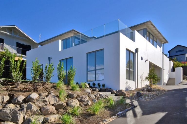 Photo of property in 220 Clifton Terrace, Clifton, Christchurch, 8081