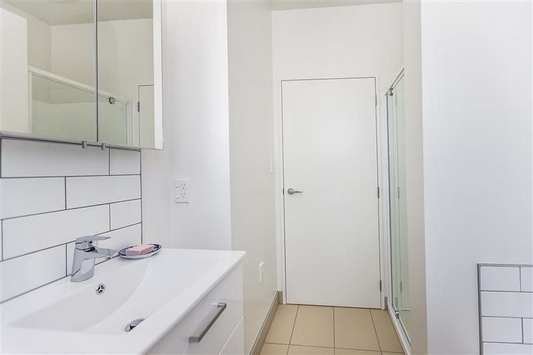 Photo of property in 5/74 Derwent Street, Island Bay, Wellington, 6023