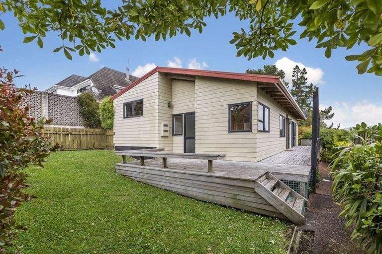 Photo of property in 2/541 Hibiscus Coast Highway, Hatfields Beach, Orewa, 0931