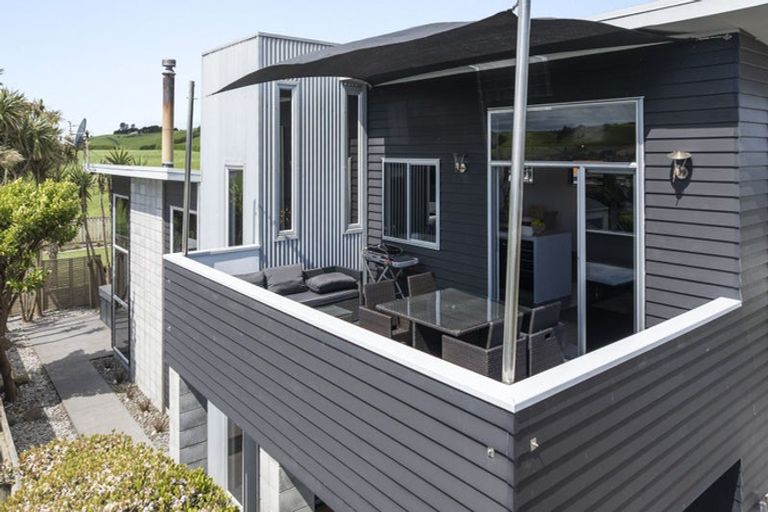 Photo of property in 8a Hira Street, Ohawe, Hawera, 4671