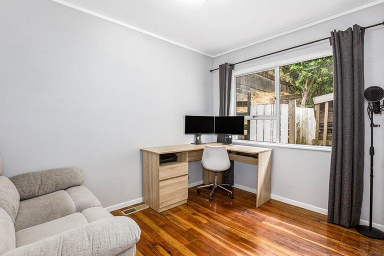 Photo of property in 109 Hair Street, Wainuiomata, Lower Hutt, 5014