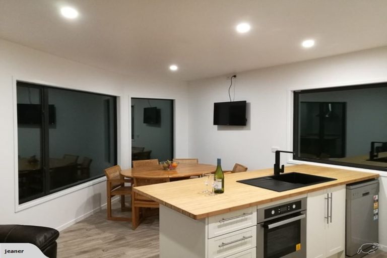 Photo of property in 2 Park Avenue Mews, Ohakune, 4625