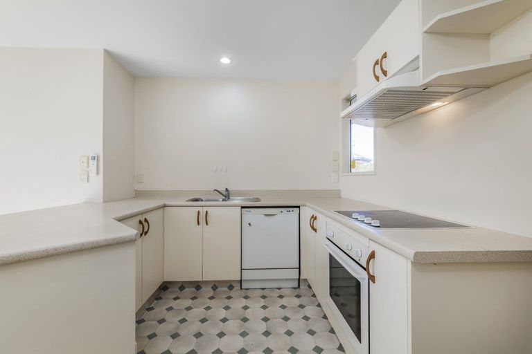 Photo of property in 17d Division Street, Riccarton, Christchurch, 8041