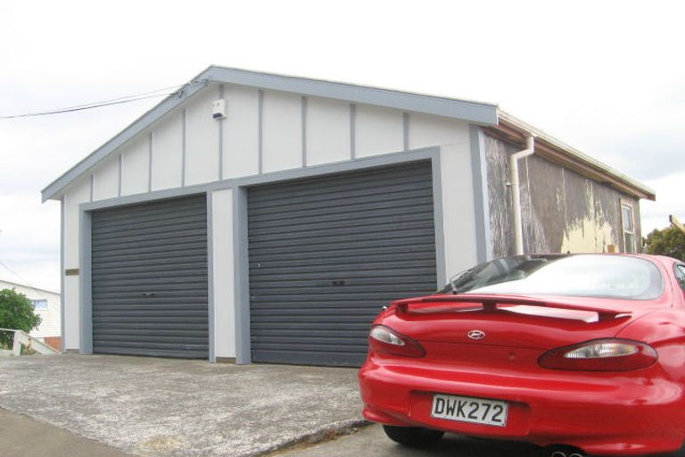 Photo of property in 35 View Road, Houghton Bay, Wellington, 6023