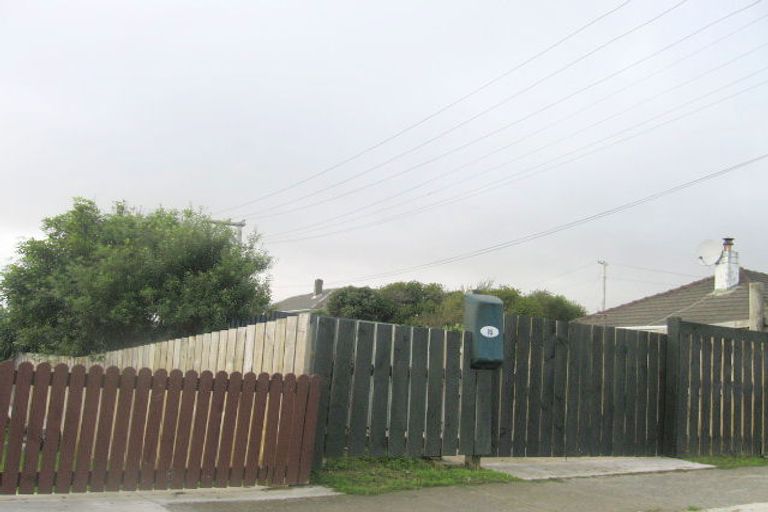 Photo of property in 95 Mckillop Street, Ranui, Porirua, 5024