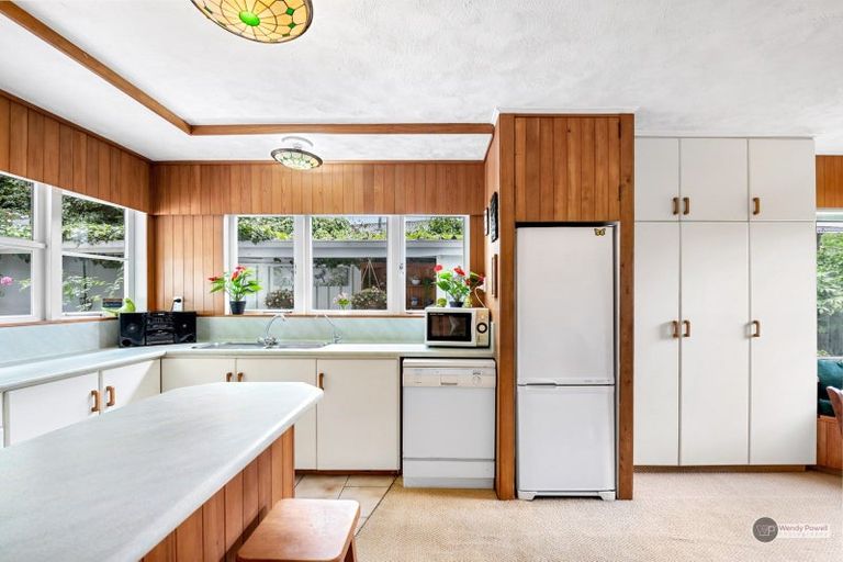 Photo of property in 6 Puriri Street, Wainuiomata, Lower Hutt, 5014