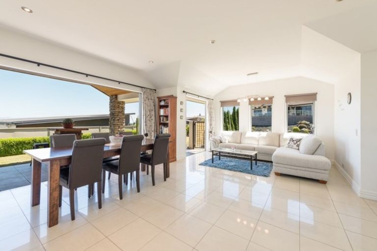 Photo of property in 4 Berkshire Place, Stoke, Nelson, 7011