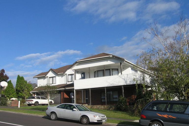 Photo of property in 225 Chelsea View Drive, Chatswood, Auckland, 0626