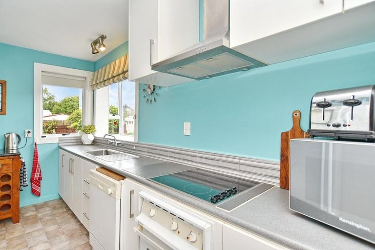 Photo of property in 1/6a Mundys Road, Dallington, Christchurch, 8061