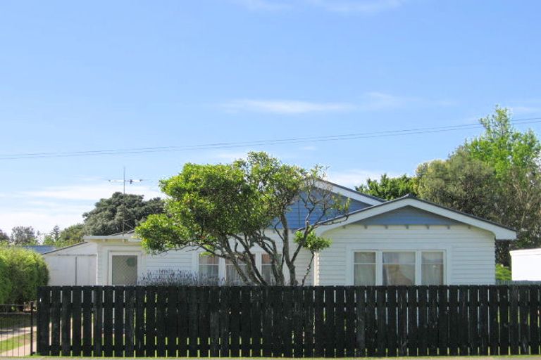 Photo of property in 82 Chalmers Road, Elgin, Gisborne, 4010