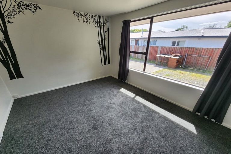 Photo of property in 2/156 Hendersons Road, Hoon Hay, Christchurch, 8025