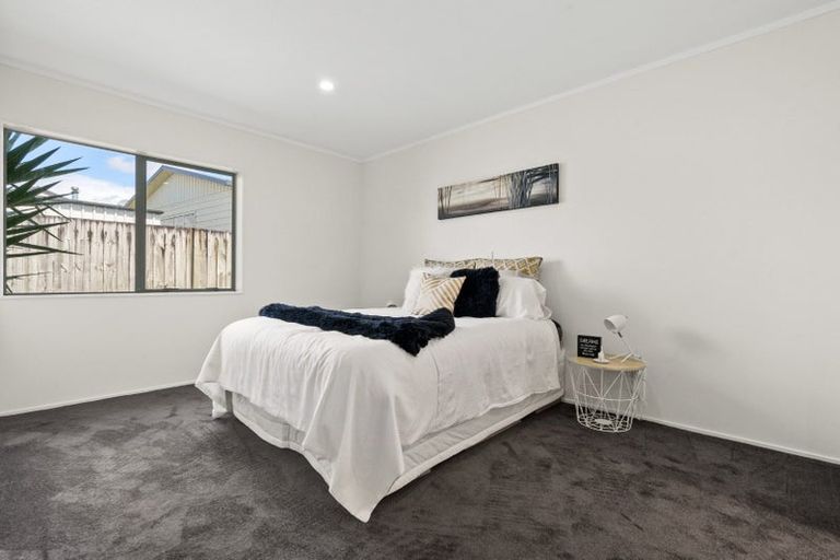 Photo of property in 8 Pono Place, Waiuku, 2123