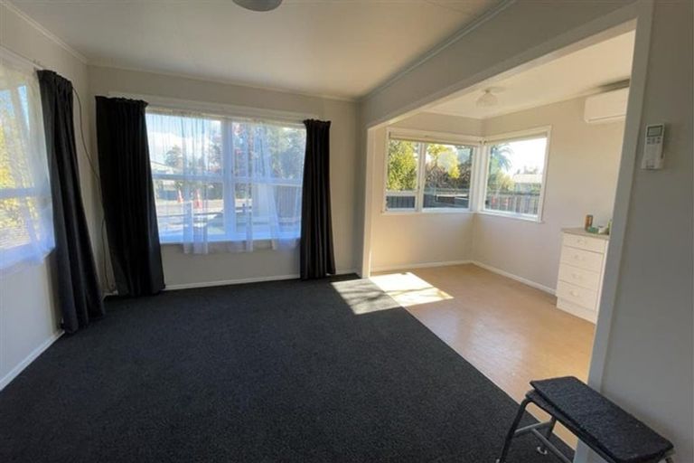 Photo of property in 53 Lee Road, Hannahs Bay, Rotorua, 3010