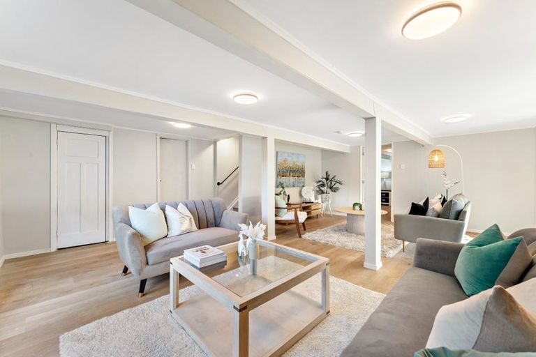 Photo of property in 4 Kelston Street, New Lynn, Auckland, 0600