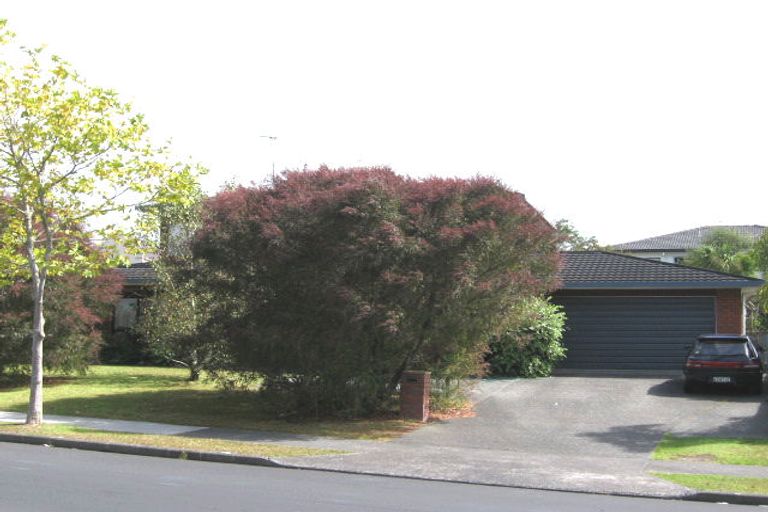 Photo of property in 47 Marina View Drive, West Harbour, Auckland, 0618