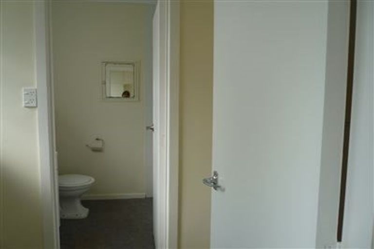 Photo of property in 2 Eden View Road, Sandringham, Auckland, 1025