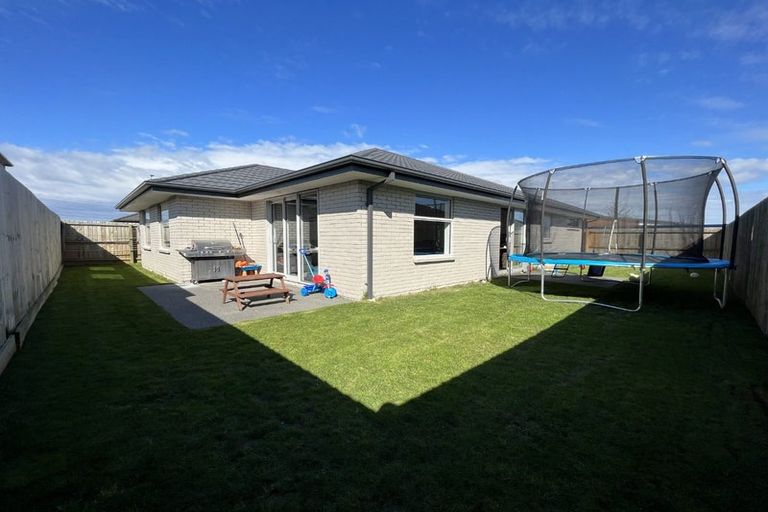 Photo of property in 4 Furlong Street, Yaldhurst, Christchurch, 8042