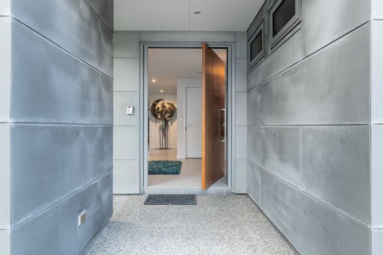 Photo of property in 73 Oceanview Road, Mount Maunganui, 3116