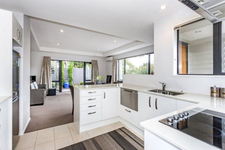 Photo of property in 109a Memorial Avenue, Burnside, Christchurch, 8053