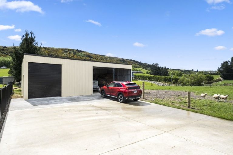 Photo of property in 30 Tara Hills Drive, North Taieri, Mosgiel, 9092