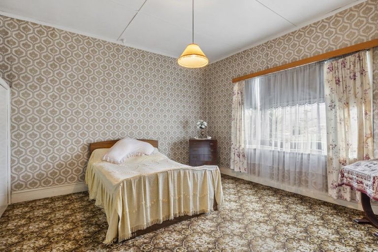 Photo of property in 48 Law Street, Caversham, Dunedin, 9012