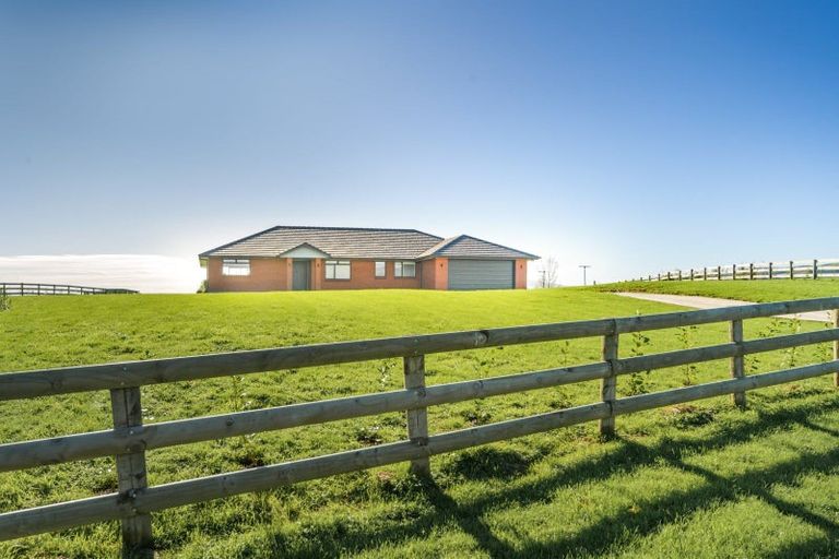 Photo of property in 117 Kingsdale Park Drive, Aokautere, Palmerston North, 4471