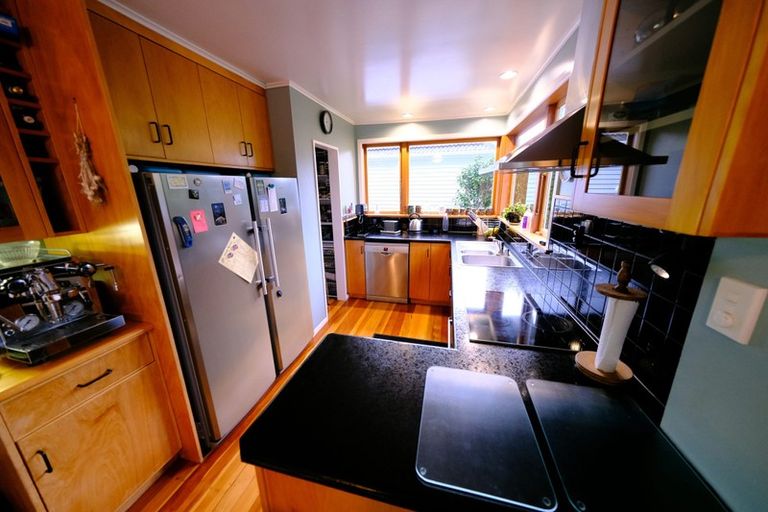 Photo of property in 139 Hine Road, Wainuiomata, Lower Hutt, 5014