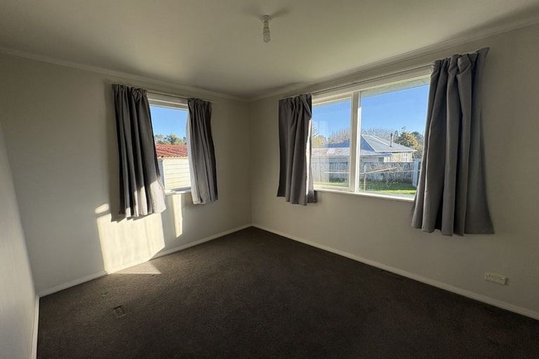 Photo of property in 15 Budleigh Street, Frankleigh Park, New Plymouth, 4310