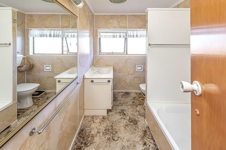 Photo of property in 5 Fraser Place, Aramoho, Whanganui, 4500