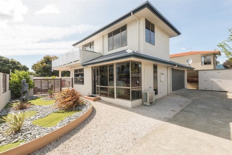 Photo of property in 5 Martin Street, Monaco, Nelson, 7011